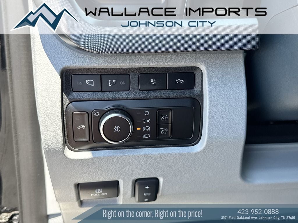 Used 2023 Ford F450 Limited AWD/4WD image 34