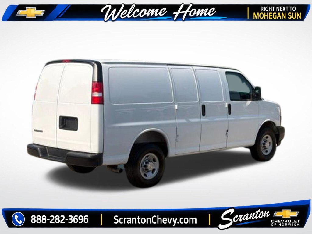 Certified 2025 Chevrolet Express 2500 RWD image 5