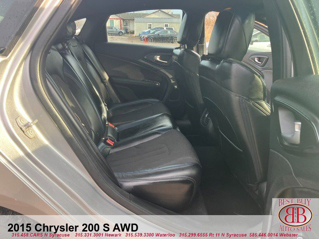 Used 2015 Chrysler 200 S w/ Navigation & Sound Group I image 12