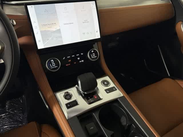 New 2026 Jaguar F-PACE R-Dynamic S AWD/4WD image 35