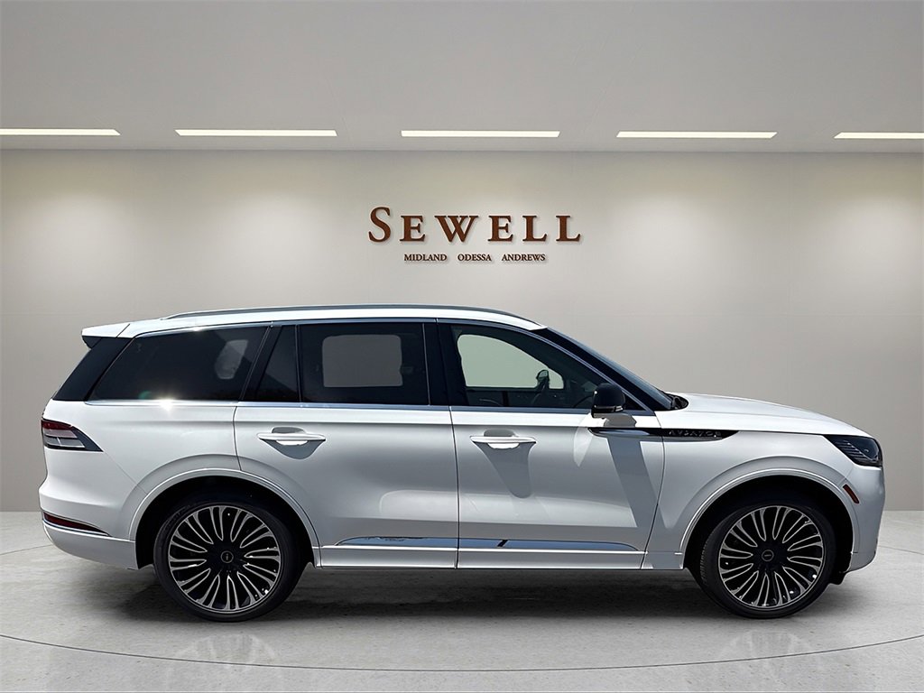 New 2025 Lincoln Aviator Black Label image 6