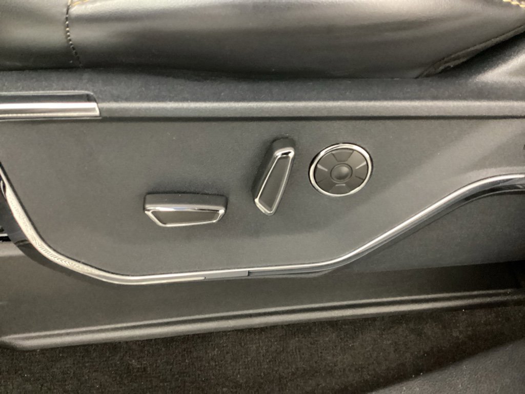 Used 2021 Ford F150 Platinum w/ Equipment Group 701A High image 18