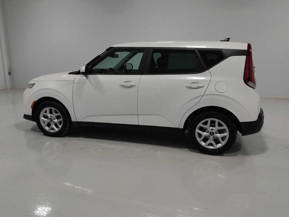 Used 2020 Kia Soul S image 3