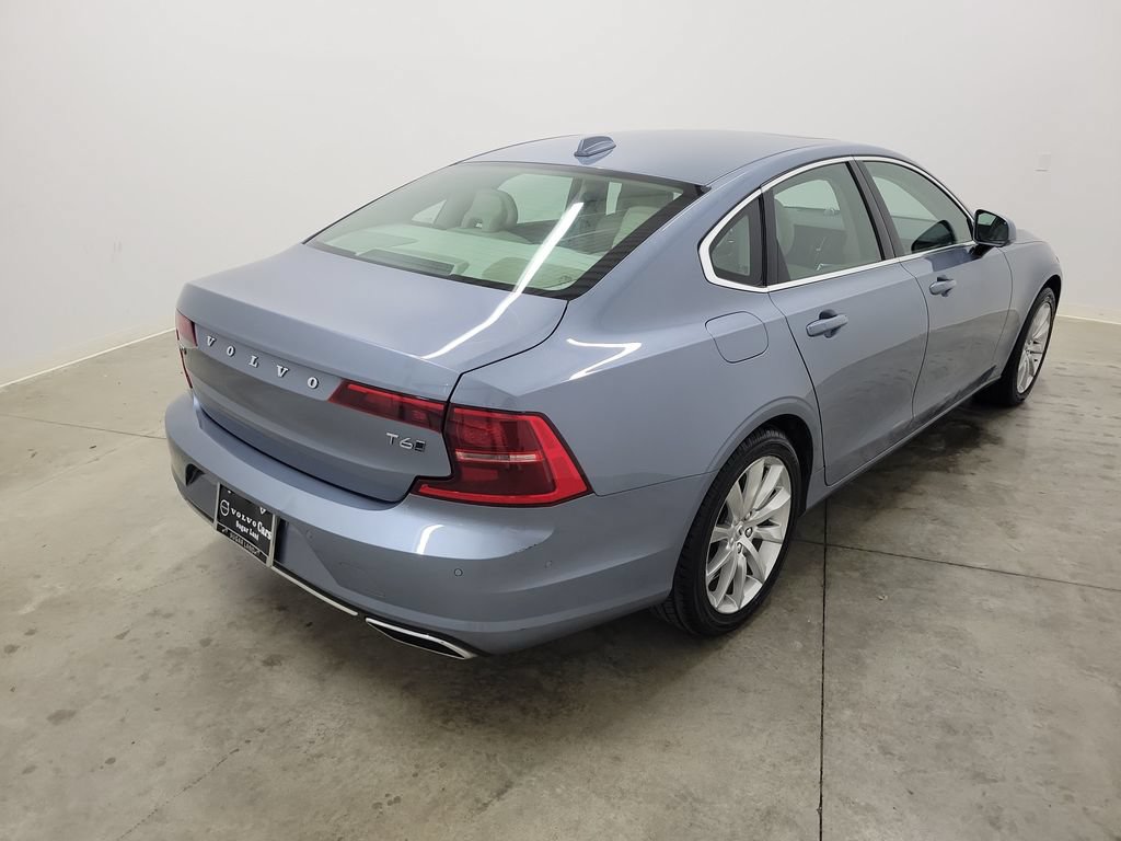 Used 2017 Volvo S90 T6 Momentum w/ Vision Package AWD/4WD image 5