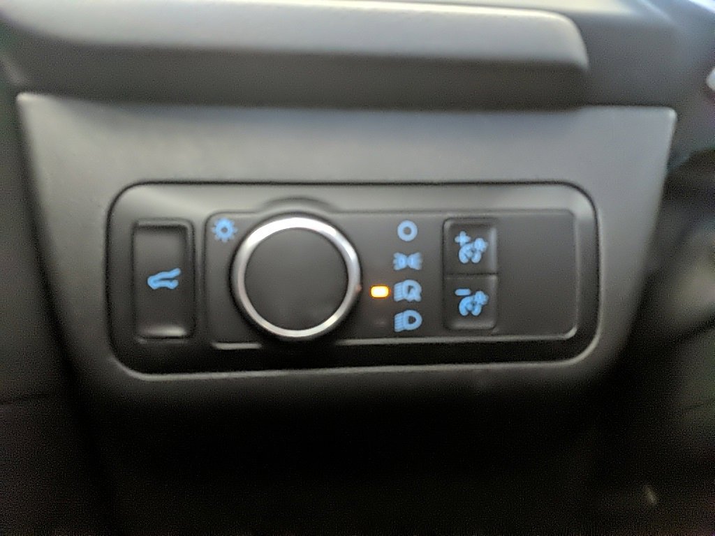 Certified 2022 Ford Escape SE w/ Convenience Package image 19