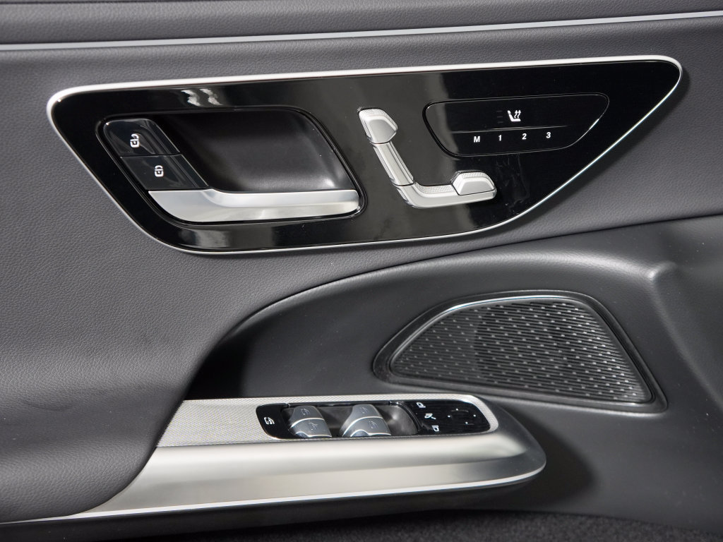 Certified 2024 Mercedes-Benz E 350 4MATIC Sedan image 30