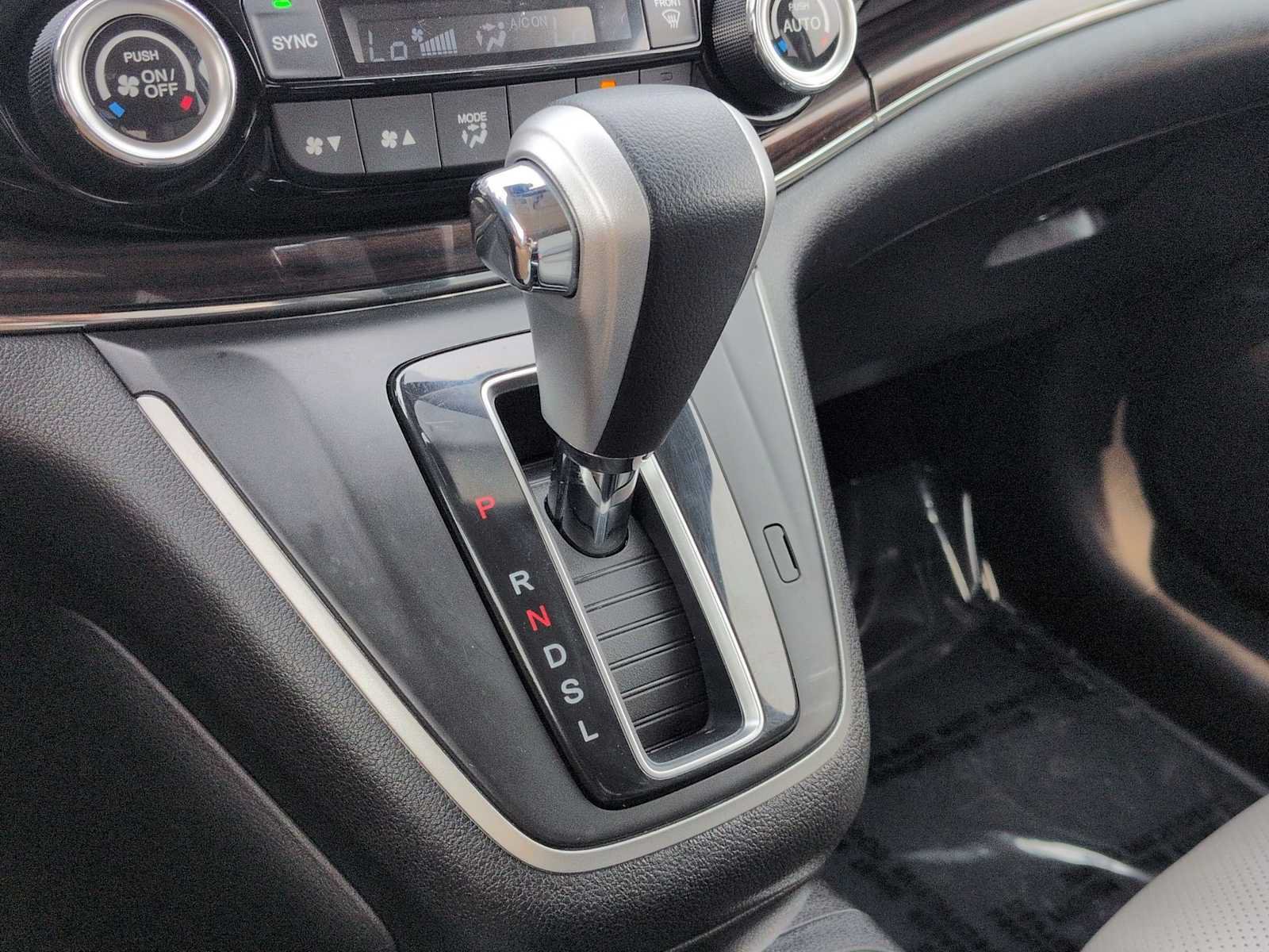 Used 2016 Honda CR-V Touring image 34