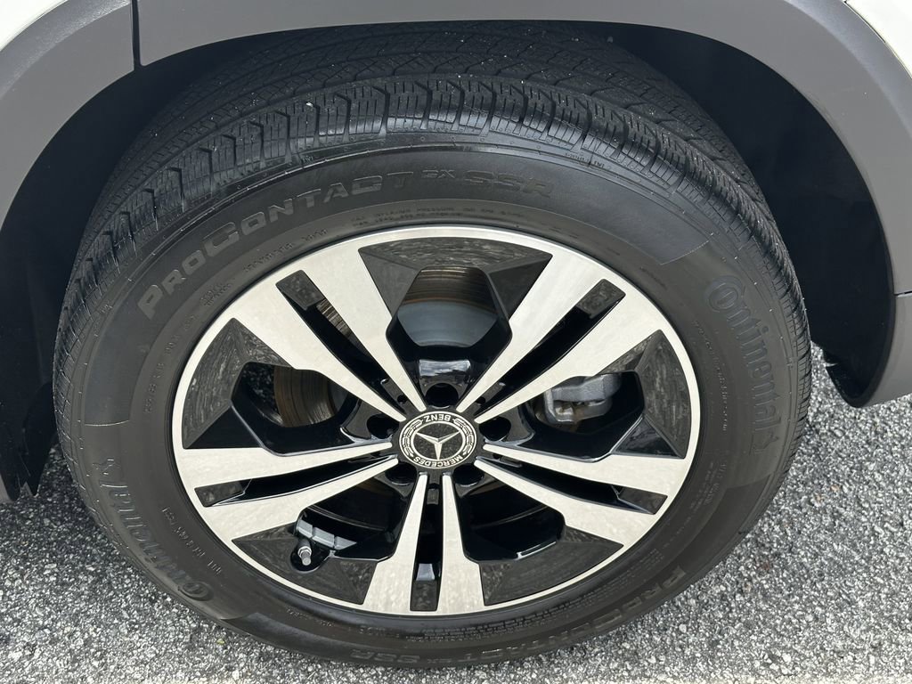 Certified 2025 Mercedes-Benz GLB 250 4MATIC image 22