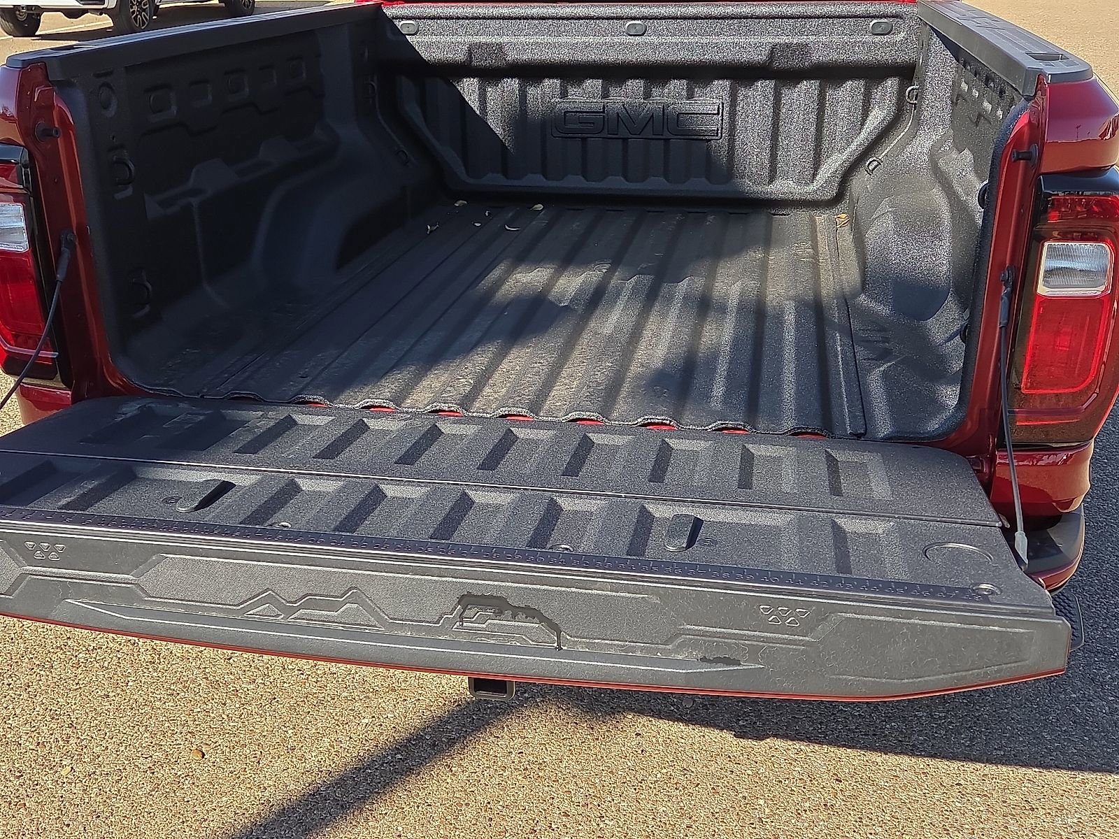 New 2026 GMC Canyon Elevation w/ Convenience Package image 7