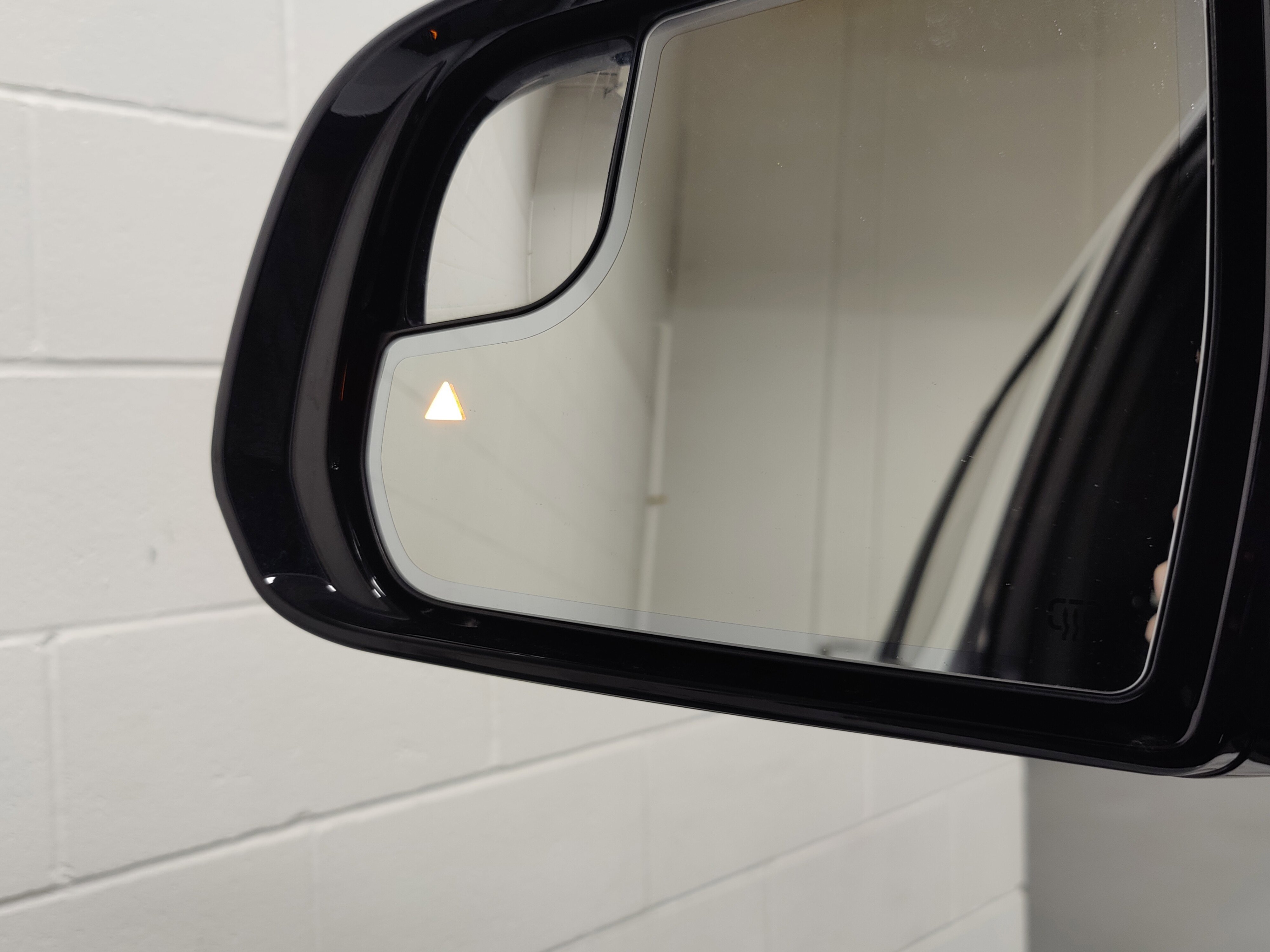 Used 2024 Jeep Wagoneer 4WD image 7