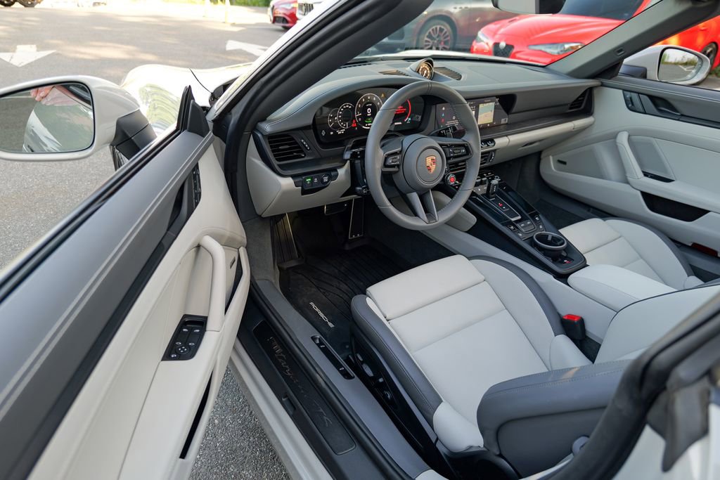 Used 2026 Porsche 911 Targa 4 GTS AWD/4WD image 23