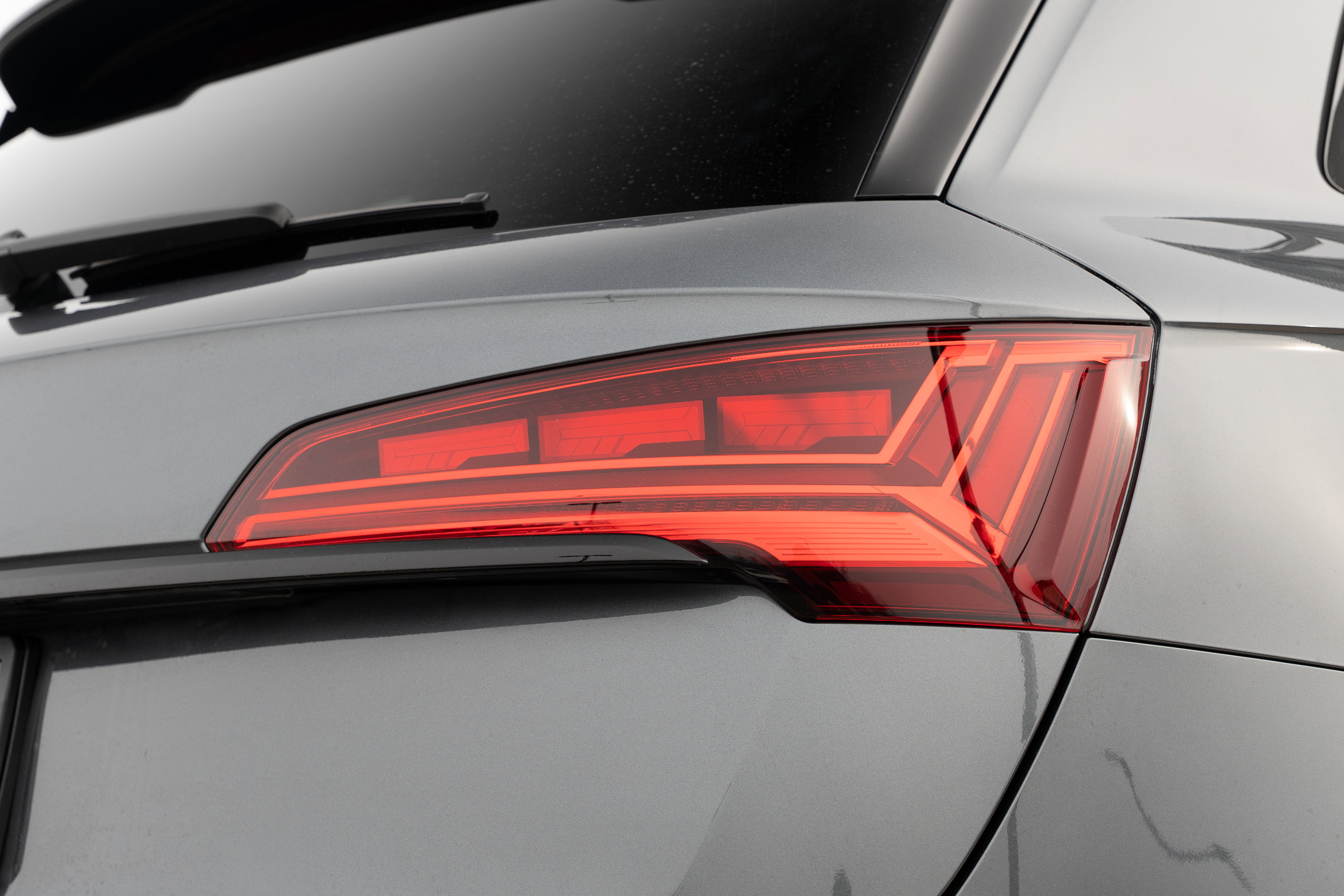 Certified 2023 Audi SQ5 Prestige image 35