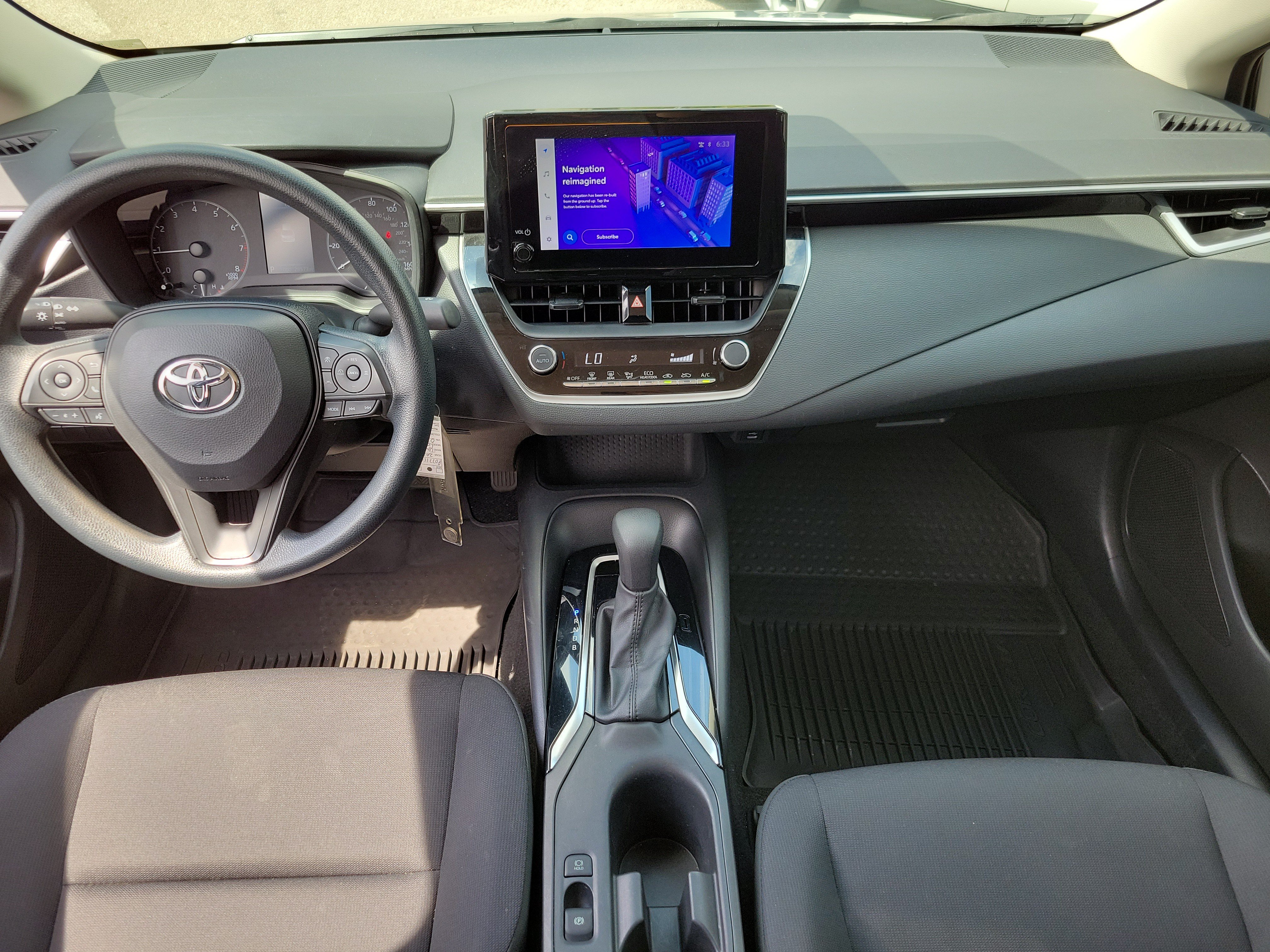 Used 2023 Toyota Corolla LE FWD image 18