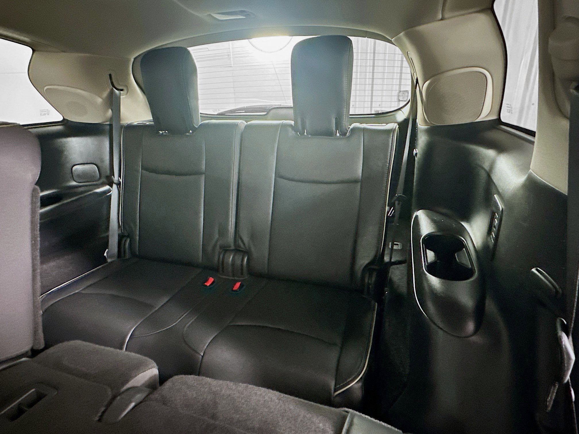 Used 2019 INFINITI QX60 Luxe w/ Essential Package FWD image 31