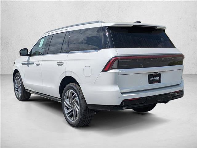 New 2026 Lincoln Navigator Reserve image 2