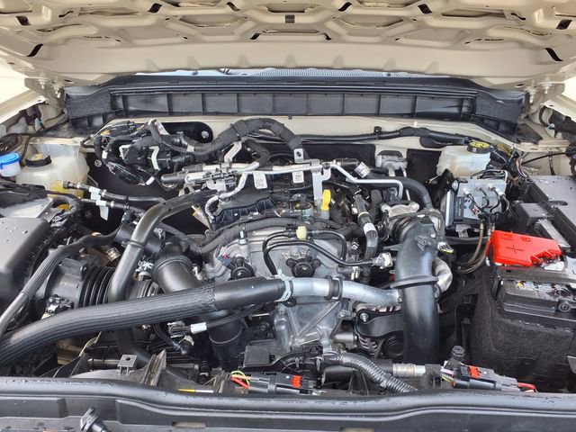 Used 2025 Ford Bronco Outer Banks image 32