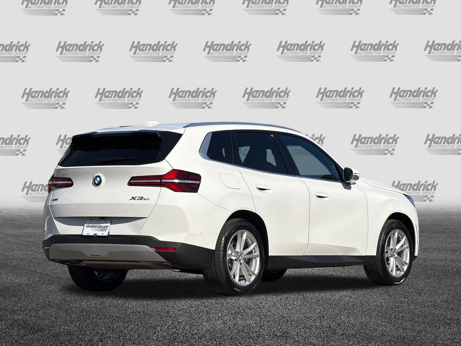 Used 2025 BMW X3 xDrive30i w/ Premium Package image 5