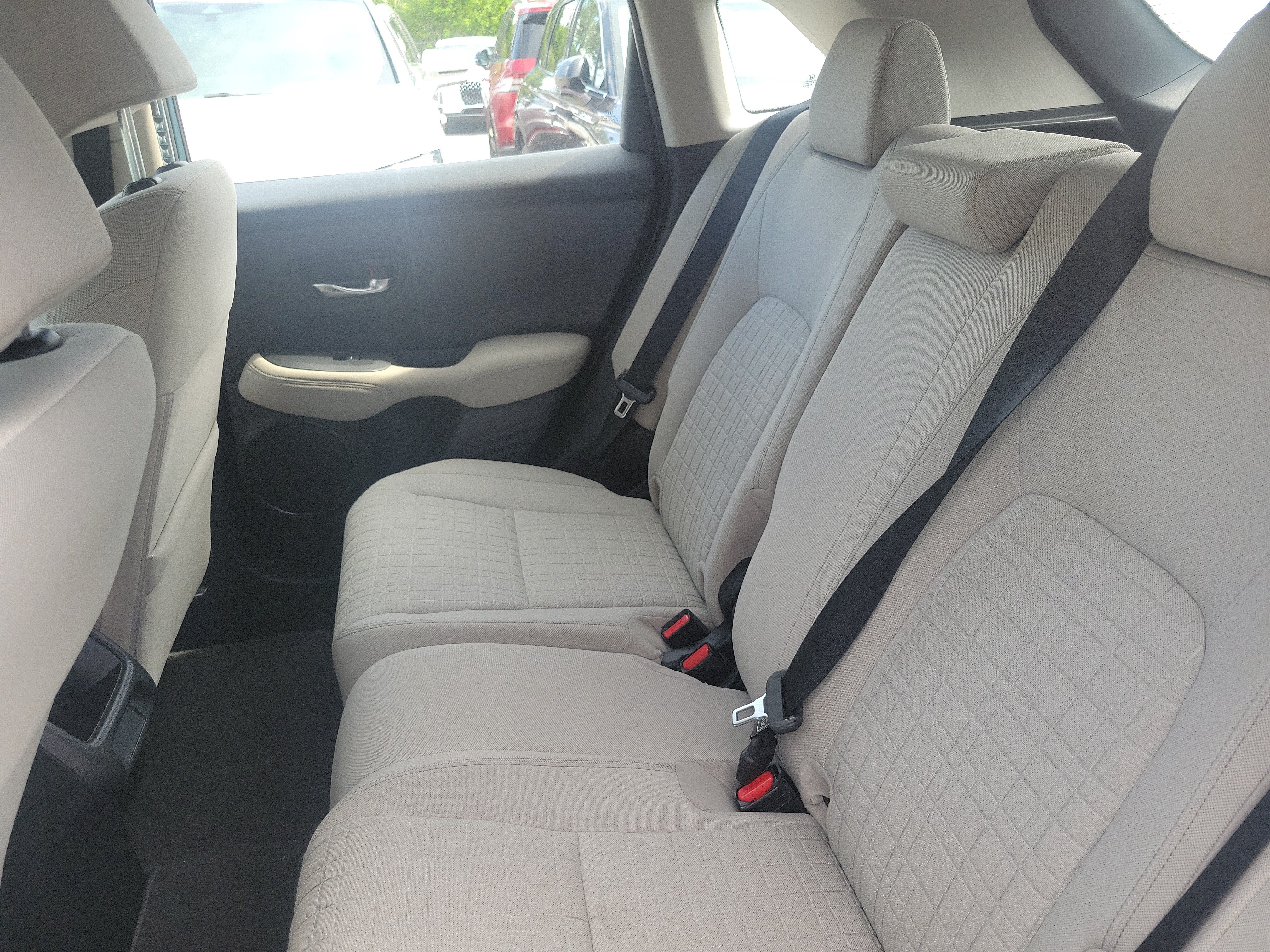 Used 2024 Honda HR-V LX image 9