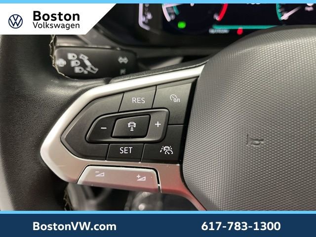 Used 2023 Volkswagen Taos SEL image 16