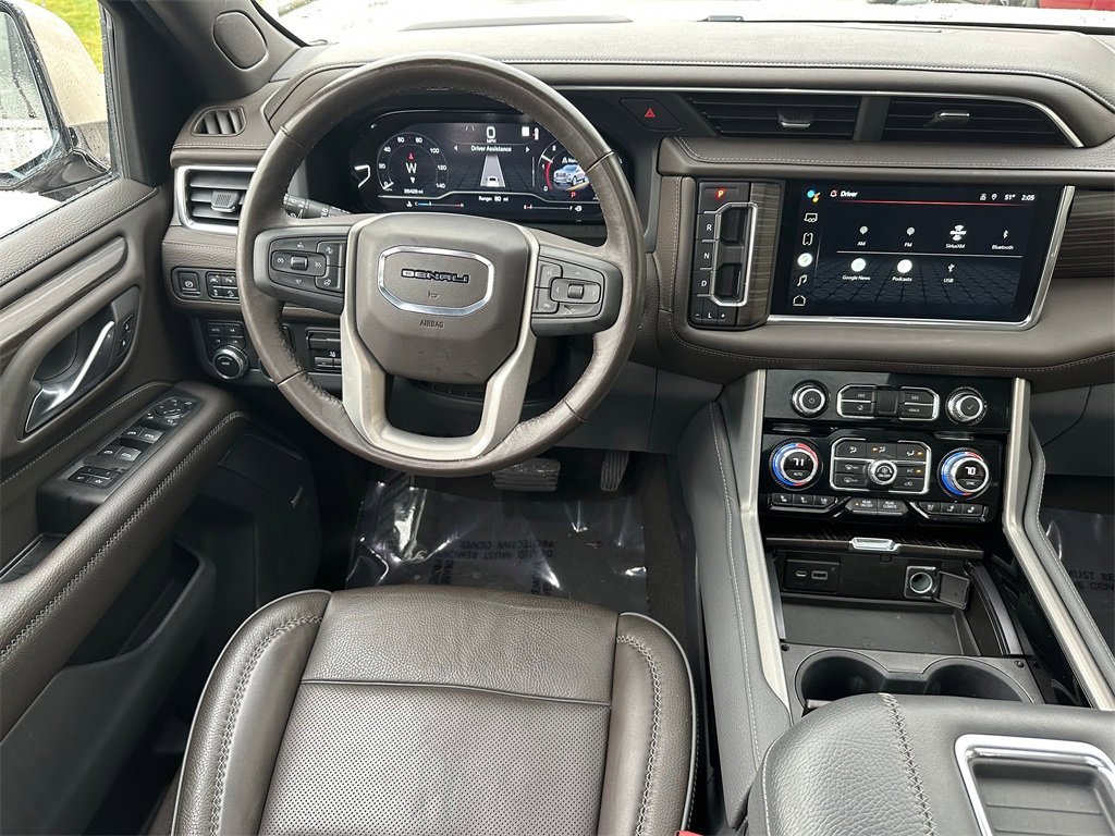 Used 2022 GMC Yukon Denali w/ Max Trailering Package image 18