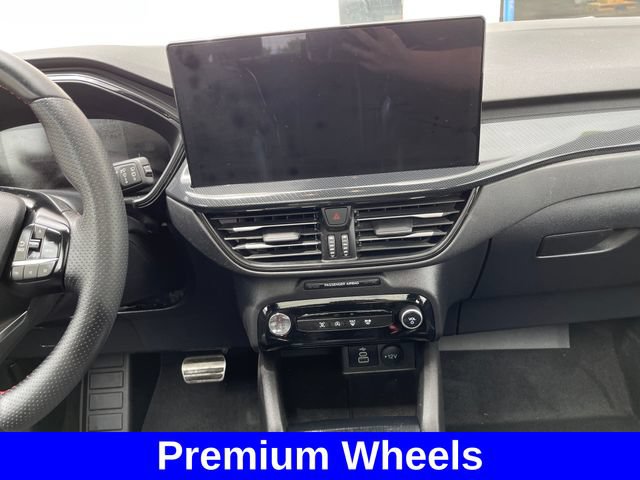 Used 2024 Ford Escape ST-Line w/ Tech Pack #1 AWD/4WD image 22
