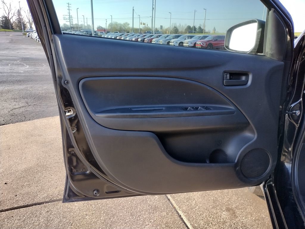 Used 2018 Mitsubishi Mirage G4 ES FWD image 9