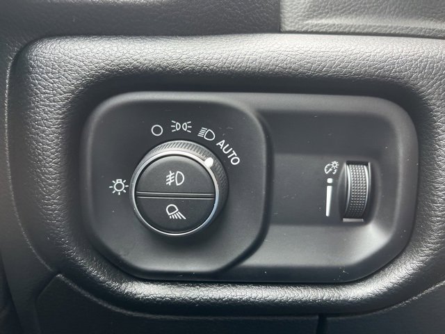 Used 2022 RAM 1500 Big Horn image 28