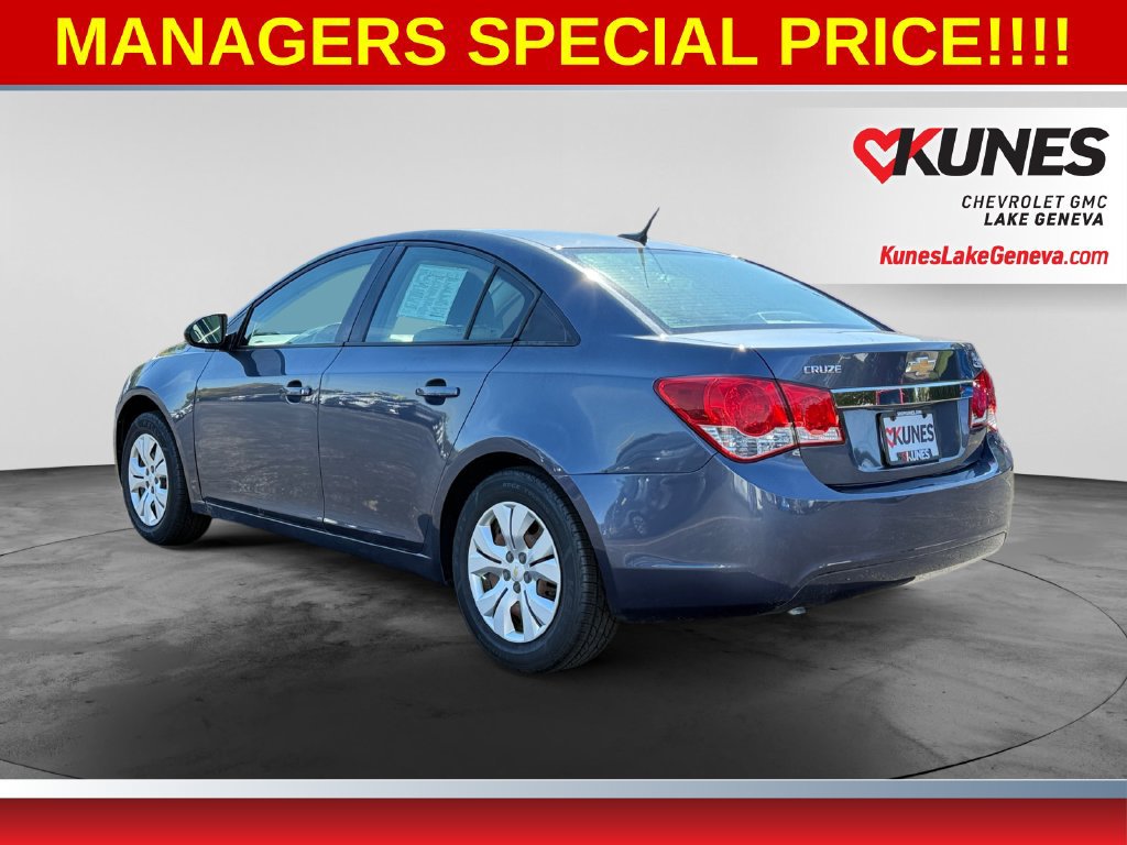 Used 2013 Chevrolet Cruze LS FWD image 6