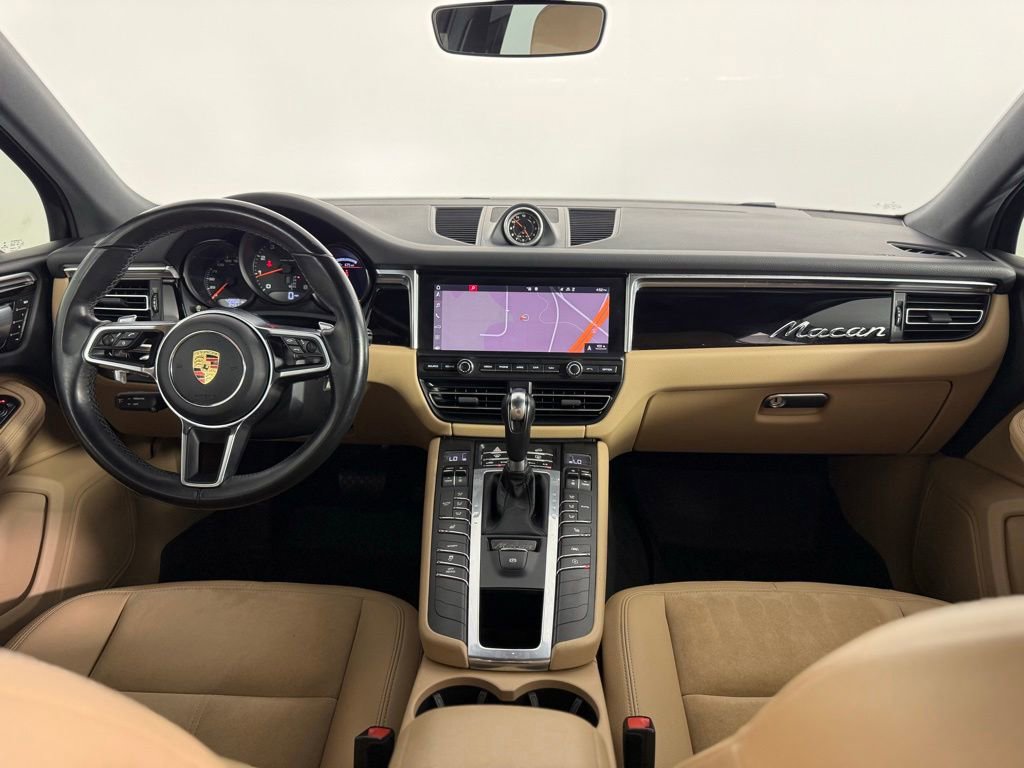 Certified 2019 Porsche Macan AWD/4WD image 22