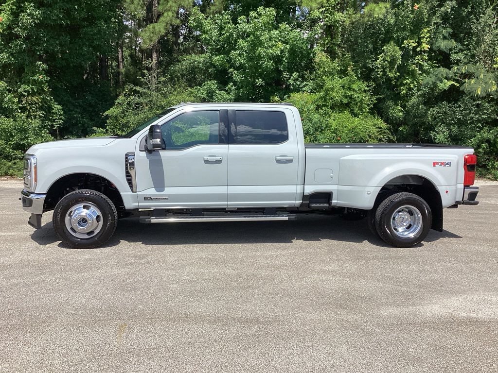 New 2026 Ford F350 Lariat AWD/4WD image 7
