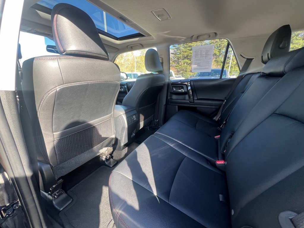 Used 2024 Toyota 4Runner TRD Off-Road Premium image 10