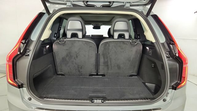 New 2026 Volvo XC90 B6 Plus w/ Protection Package Premier AWD/4WD image 41