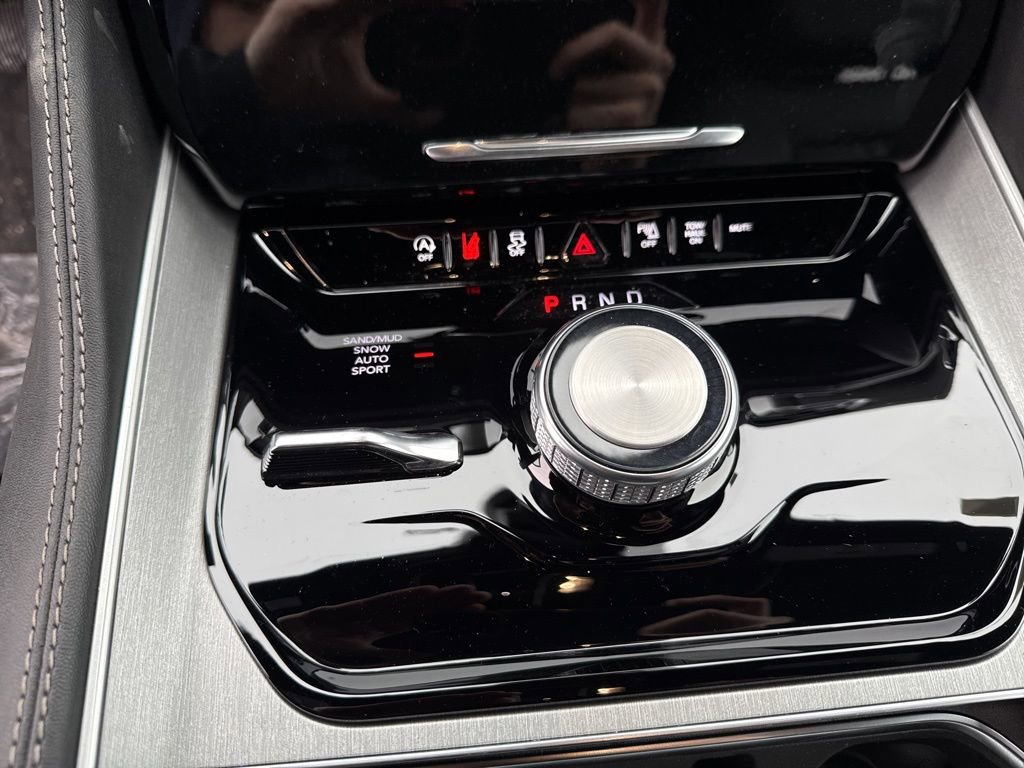 New 2026 Jeep Grand Wagoneer Limited image 16