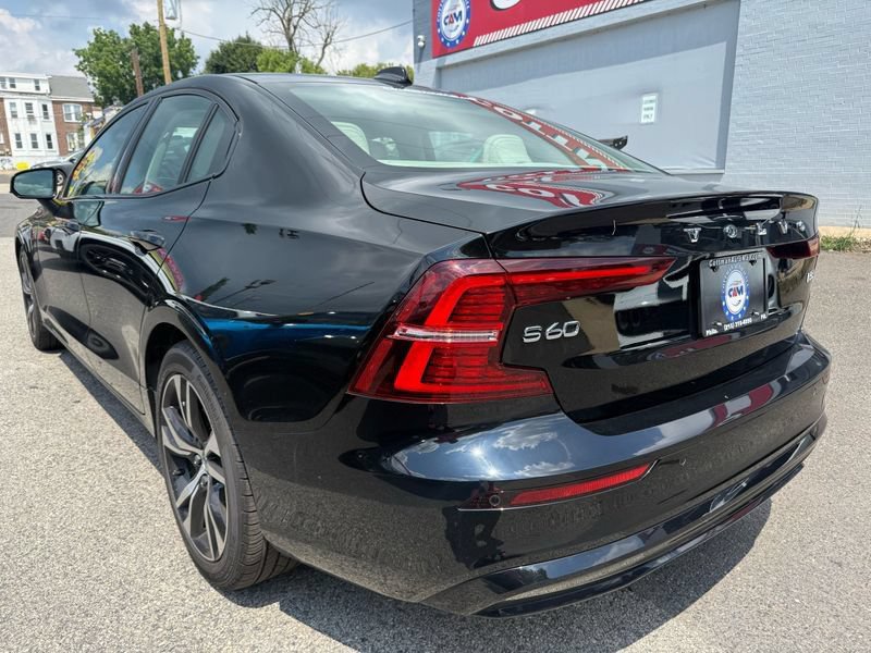 Used 2023 Volvo S60 B5 Core AWD/4WD image 7