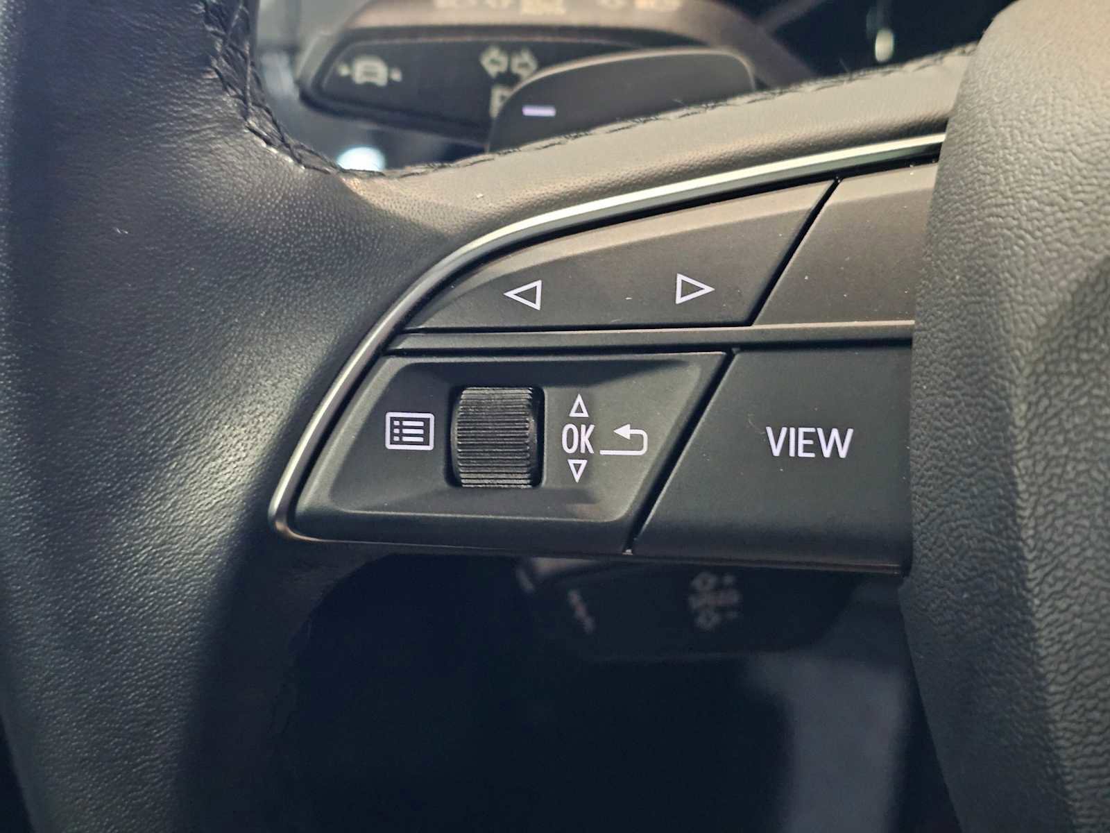 Used 2022 Audi Q3 2.0T Premium w/ Convenience Package image 27