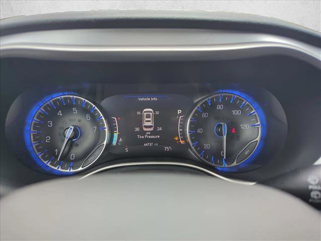 Used 2021 Chrysler Pacifica Touring-L w/ S Appearance Package FWD image 6