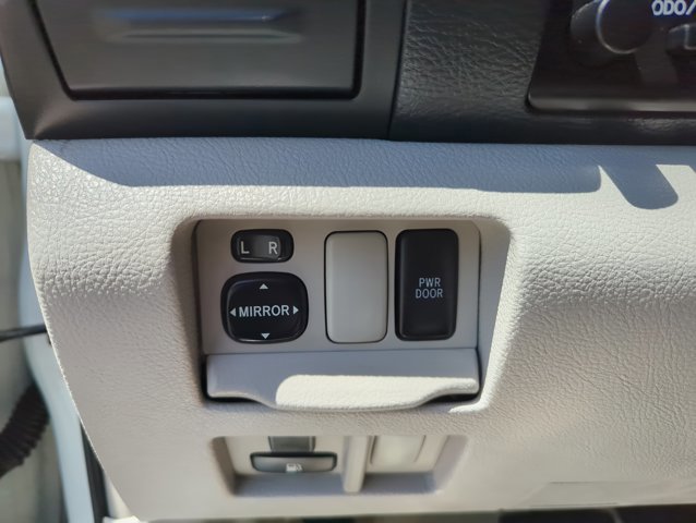 Used 2004 Lexus RX 330 image 15