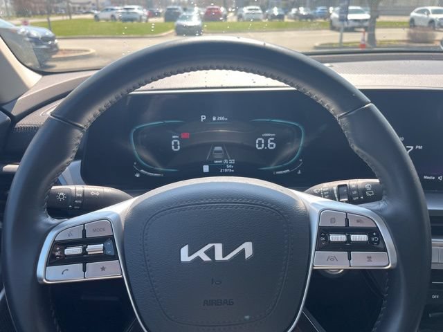 Used 2025 Kia Telluride S AWD/4WD image 47