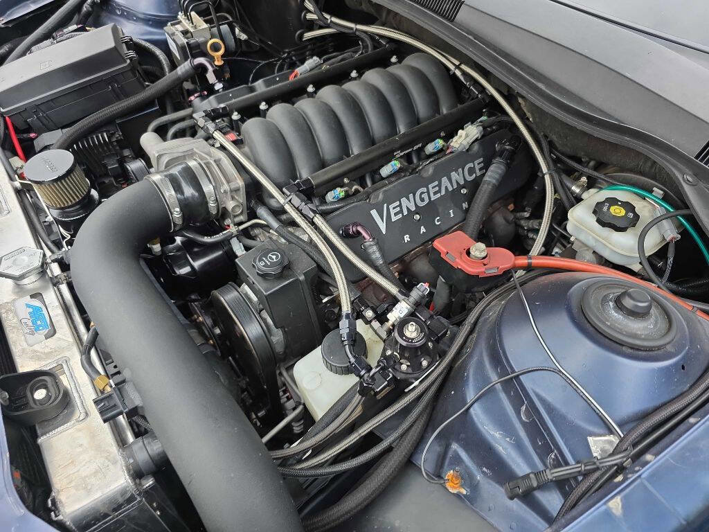 Used 2010 Chevrolet Camaro SS w/ LPO, Ground Effects Package image 12