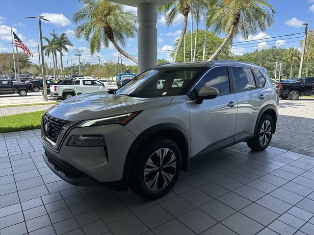 Used 2022 Nissan Rogue SV w/ SV Premium Package AWD/4WD image 18