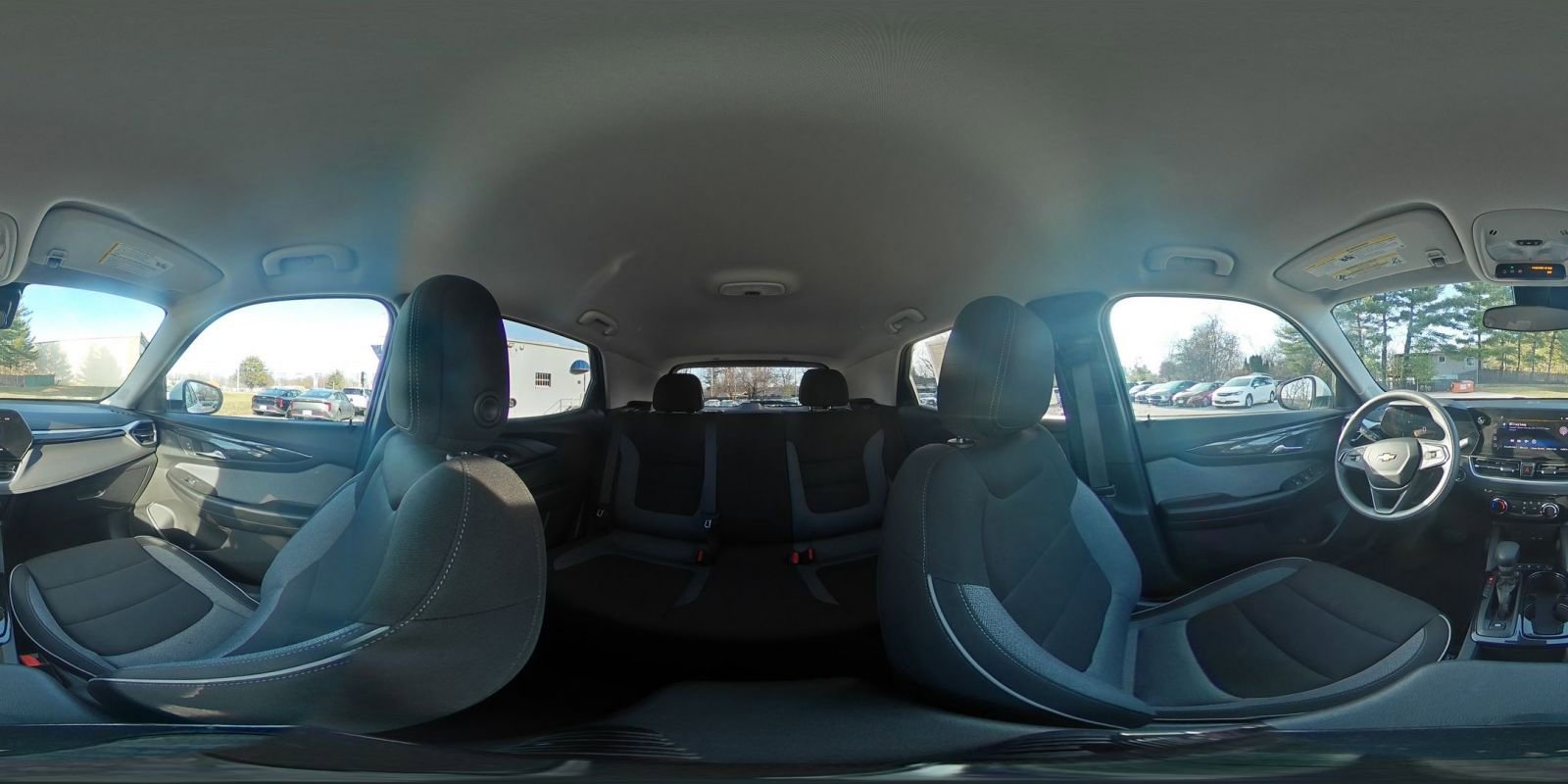 Used 2025 Chevrolet TrailBlazer LT image 40