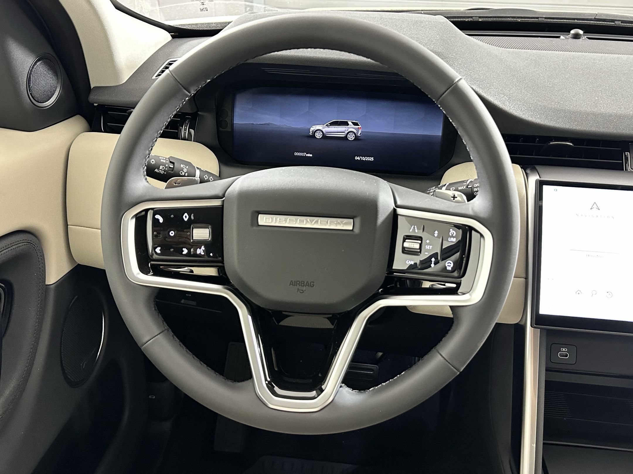 Certified 2025 Land Rover Discovery Sport S AWD/4WD image 14