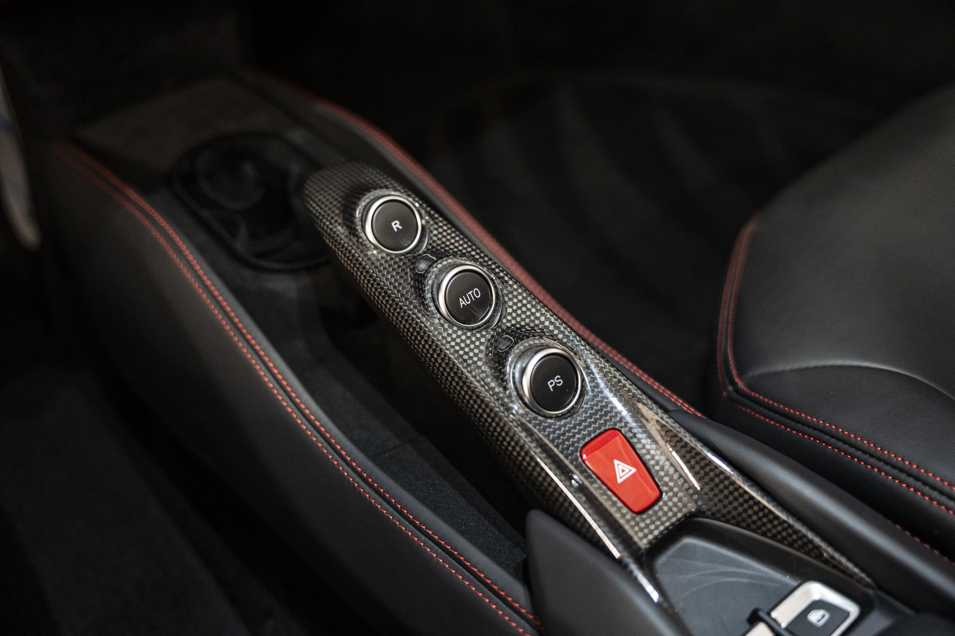 Used 2022 Ferrari F8 Tributo RWD image 52