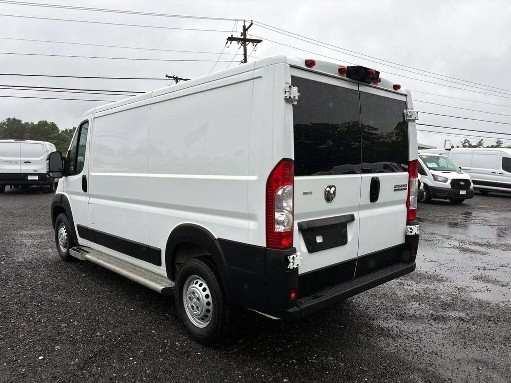 Used 2025 RAM ProMaster 2500 w/ U-Haul Equipment Group FWD image 5