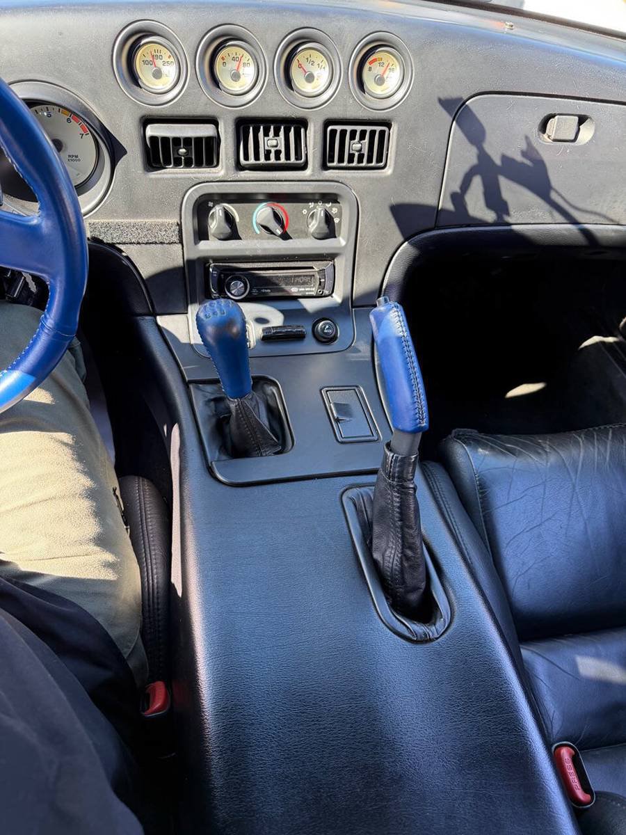 Used 1996 Dodge Viper RT/10 RWD image 16