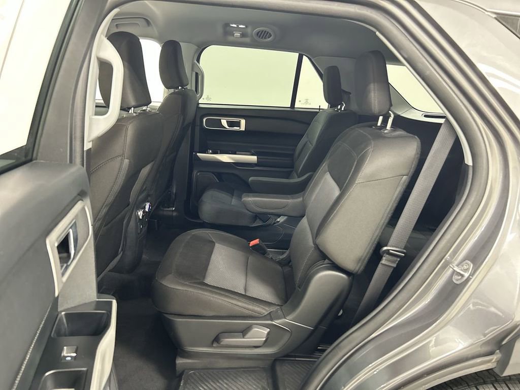 Used 2022 Ford Explorer XLT w/ Class IV Trailer Tow Package image 19