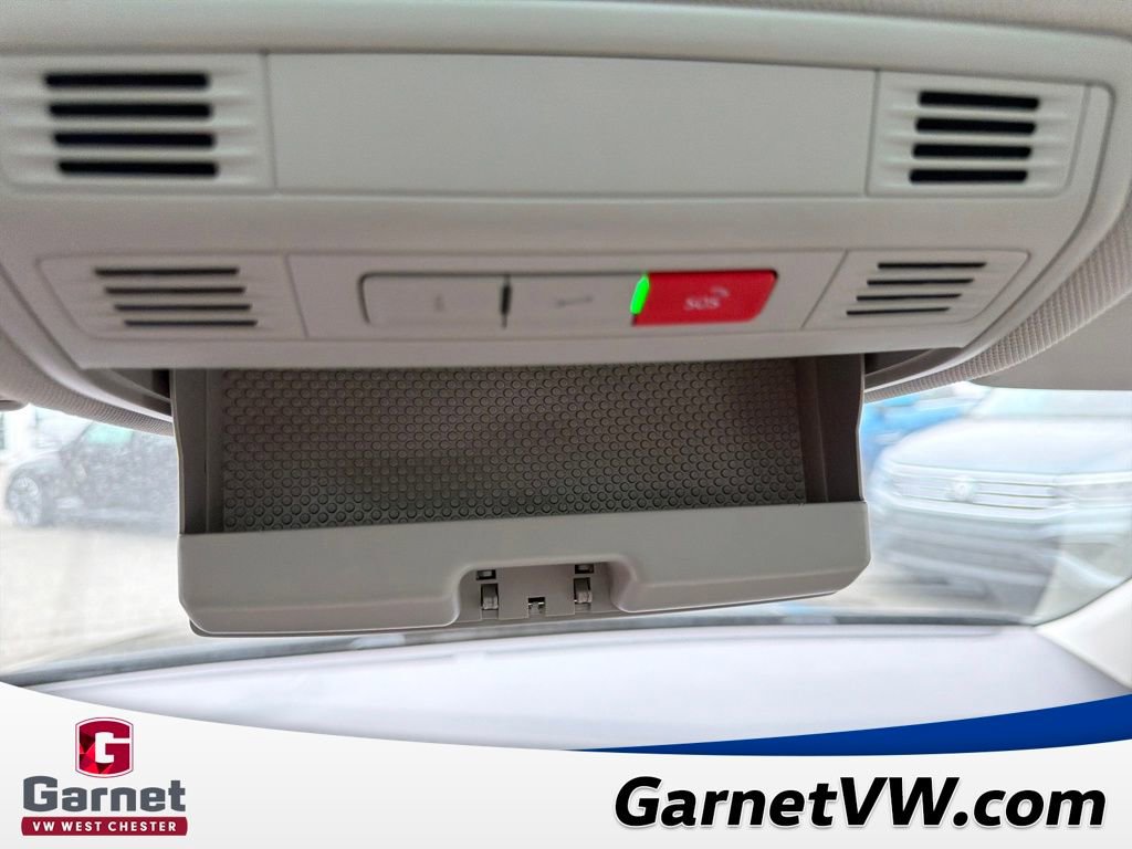 Used 2020 Volkswagen Jetta SE w/ SE Cold Weather Package image 38