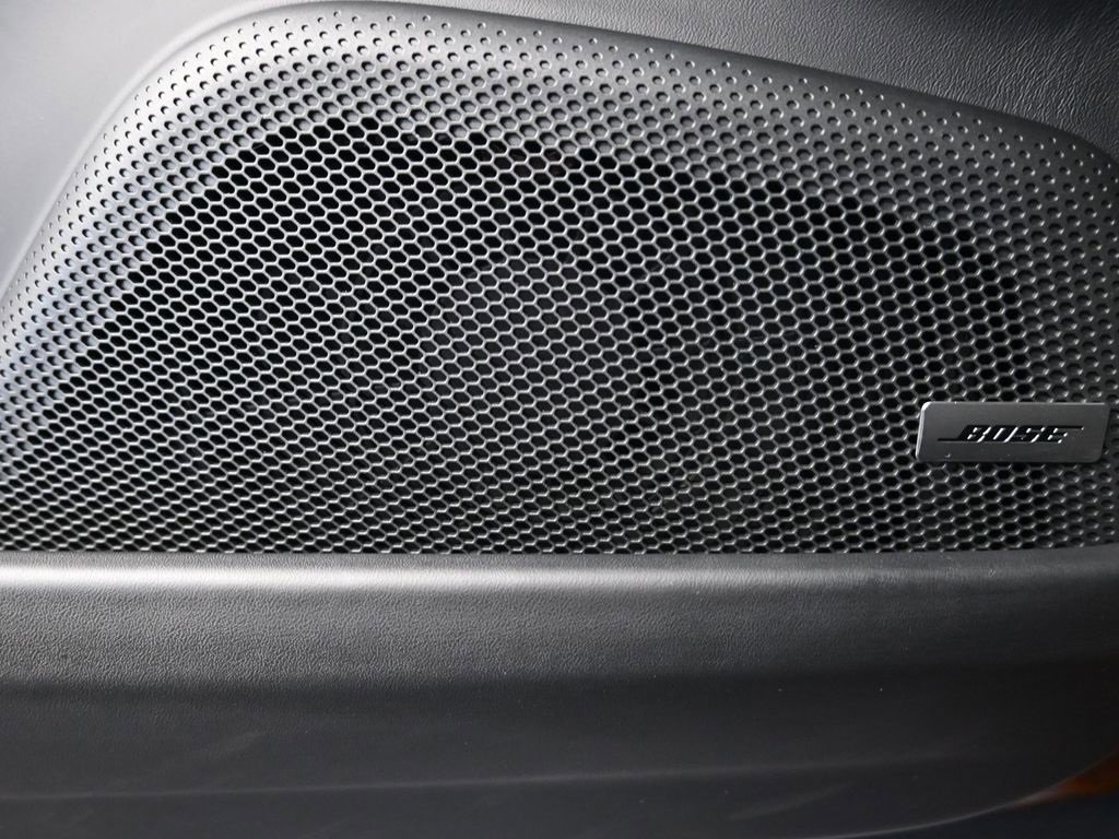 Used 2025 Porsche Panamera 4 image 17