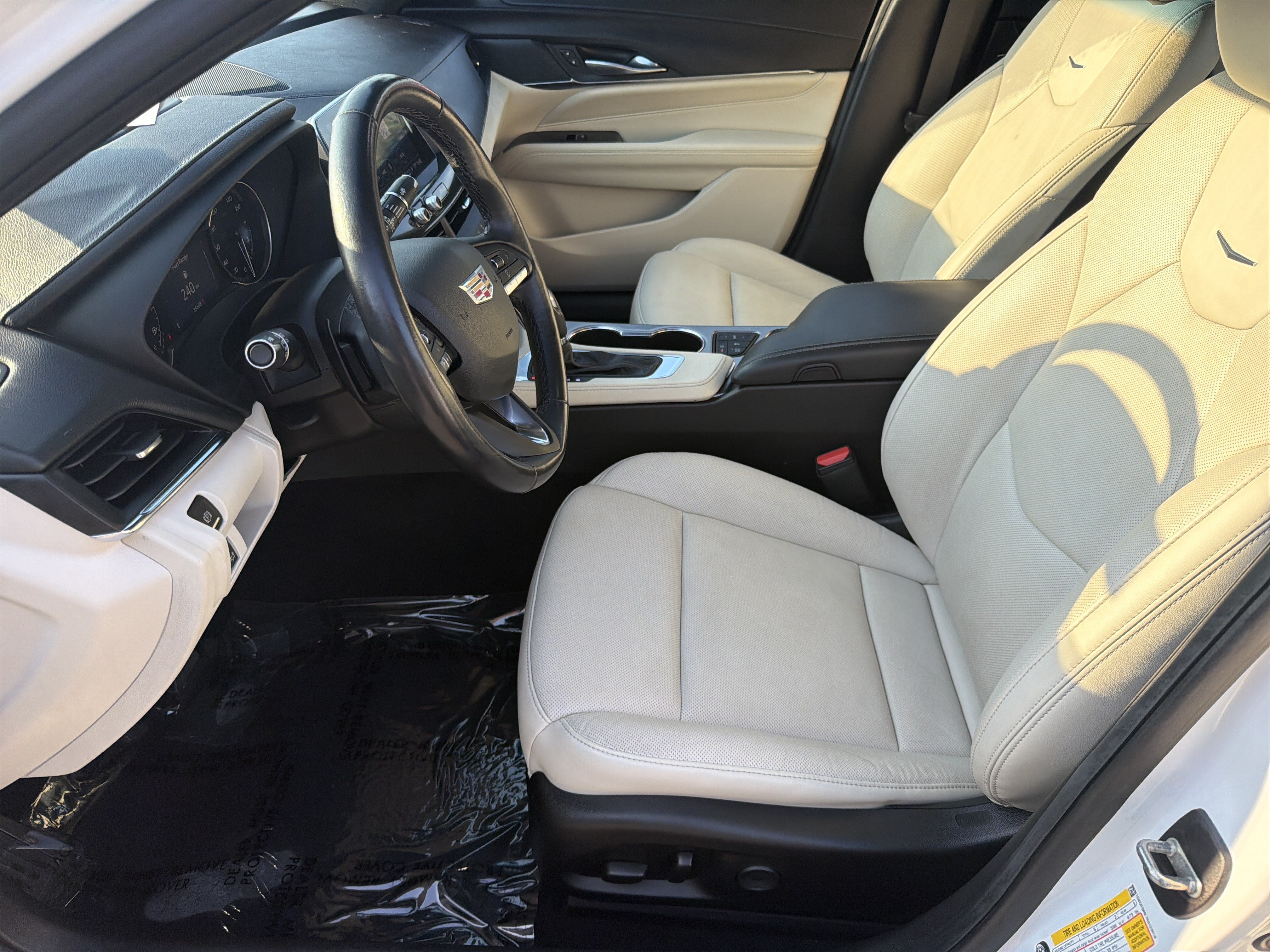 Used 2024 Cadillac CT4 Premium Luxury w/ Climate Package AWD/4WD image 10