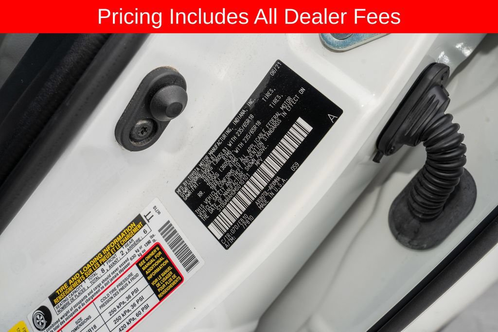 Used 2021 Toyota Highlander XLE FWD image 23